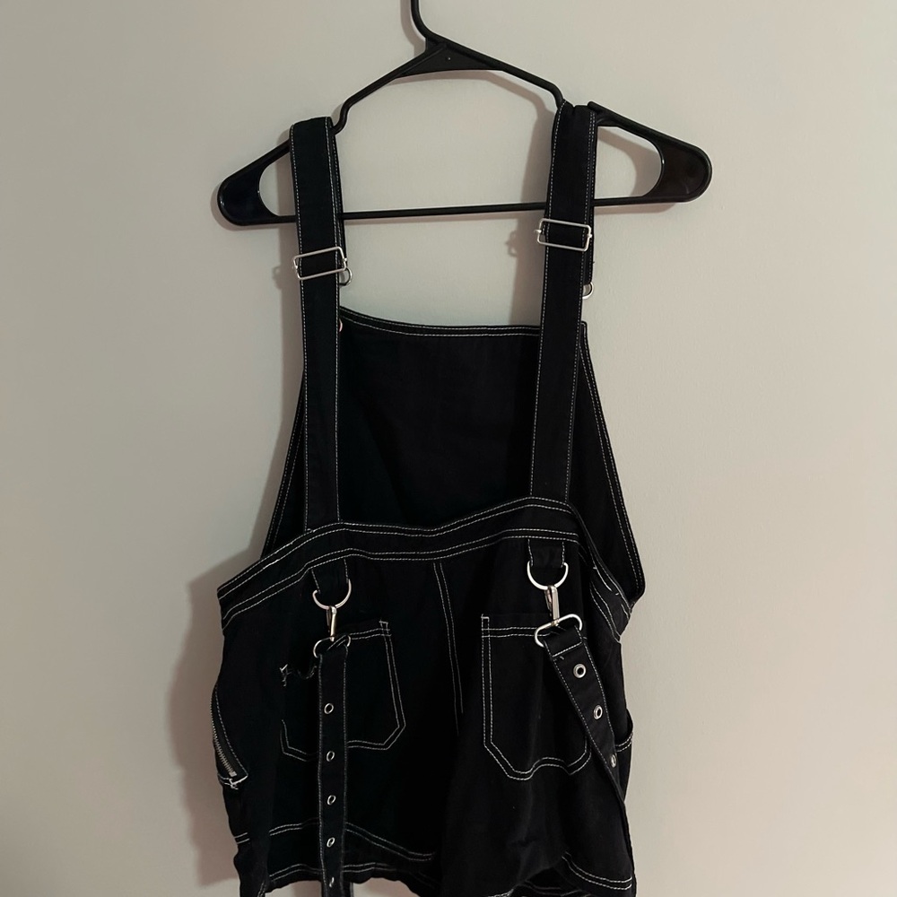 Hot Topic Black Hardware Short Overalls - Picture 2 of 5